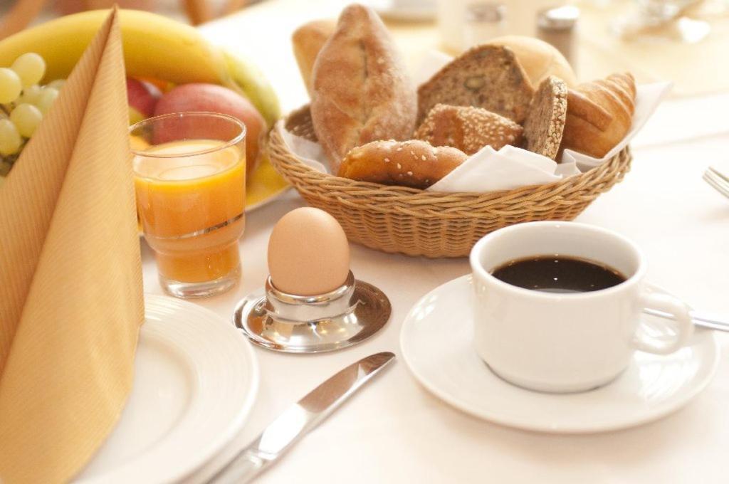Hotel Haus Am Park 바트 홈부르크 포어 데어 회에 외부 사진